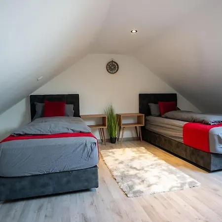 Serviceroom24 - 4 In Wlan - Smart-tv - 24-7 Check-in Und Kueche