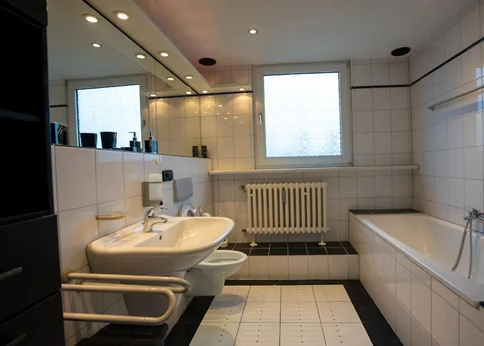 Serviceroom24 - 4 In Wlan - Smart-tv - 24-7 Check-in Und Küche Apartamento Gladbeck