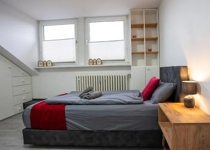 Serviceroom24 - 4 In Wlan - Smart-tv - 24-7 Check-in Und Kueche شقة غلادبك